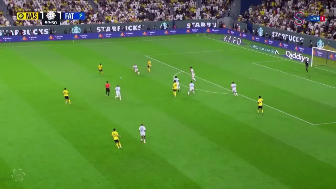 Cristiano Ronaldo'dan Muhteşem Gol Cristiano Ronaldo'dan Muhteşem Gol
