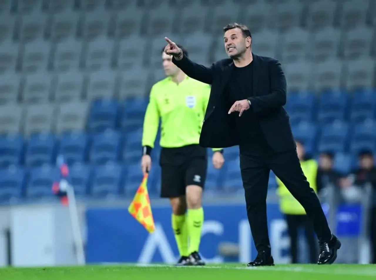 Okan Buruk, Galatasaray'da İstanbul Başakşehir Karşısında Yenilmezliğini Koruyor Okan Buruk, Galatasaray'da İstanbul Başakşehir Karşısında Yenilmezliğini Koruyor