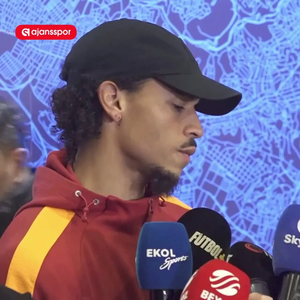 Leroy Sané, Okan Hoca ve Apo ile Görüşmelerini Anlattı: "Gol Sözü Verdik" Leroy Sané, Okan Hoca ve Apo ile Görüşmelerini Anlattı: "Gol Sözü Verdik"