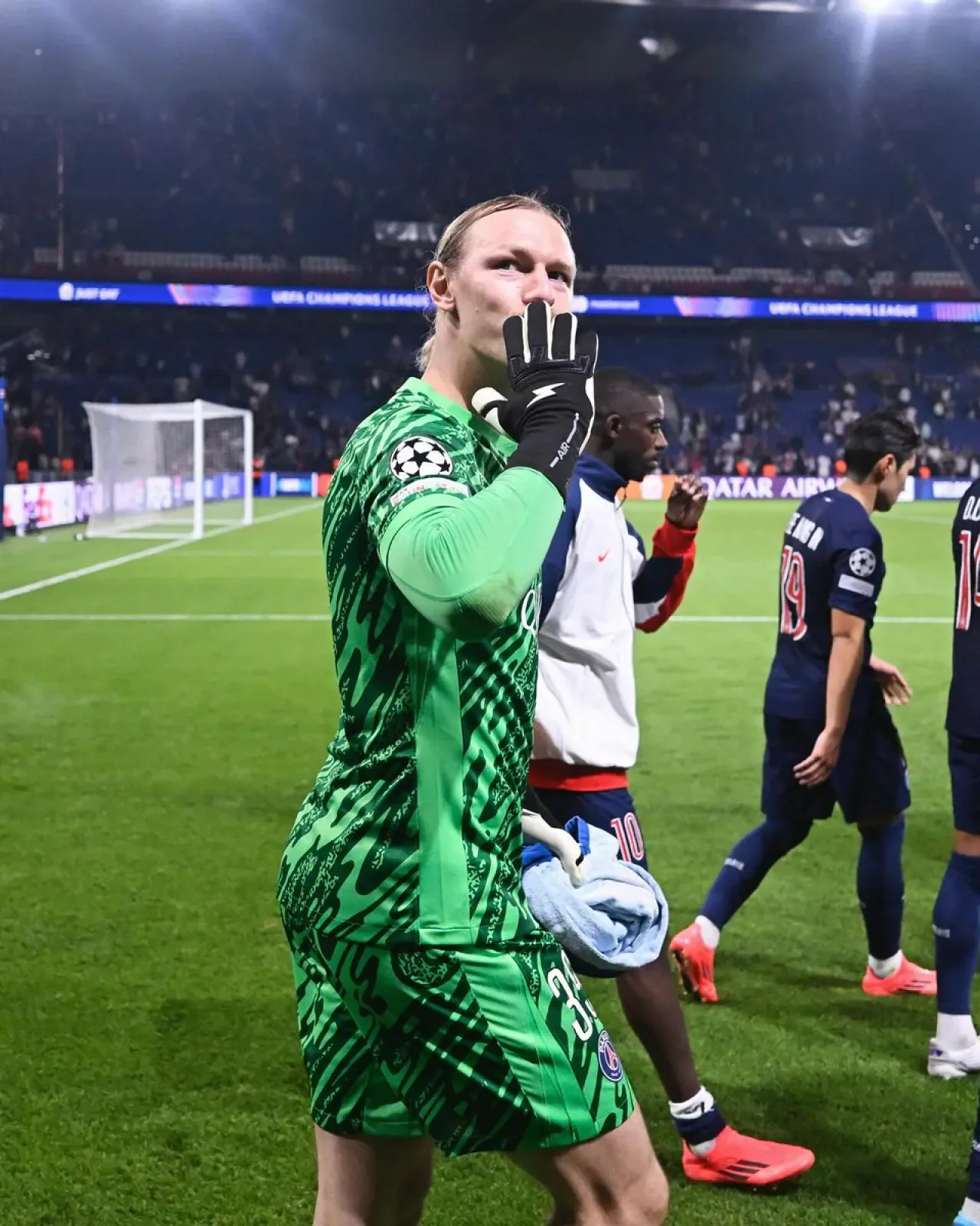 Matvey Safonov PSG'den Ayrılmak İstiyor Matvey Safonov PSG'den Ayrılmak İstiyor
