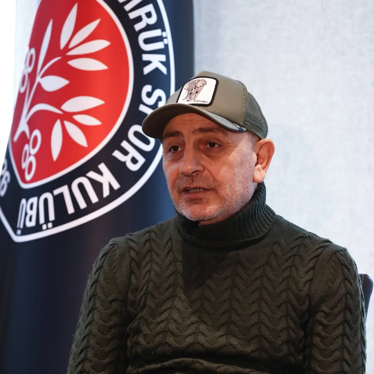 Karagümrük Başkanı Hurma'dan Futbol Ligi Eleştirisi: "Büyük Takımlar Ne İstiyorsa O Oluyor" Karagümrük Başkanı Hurma'dan Futbol Ligi Eleştirisi: "Büyük Takımlar Ne İstiyorsa O Oluyor"