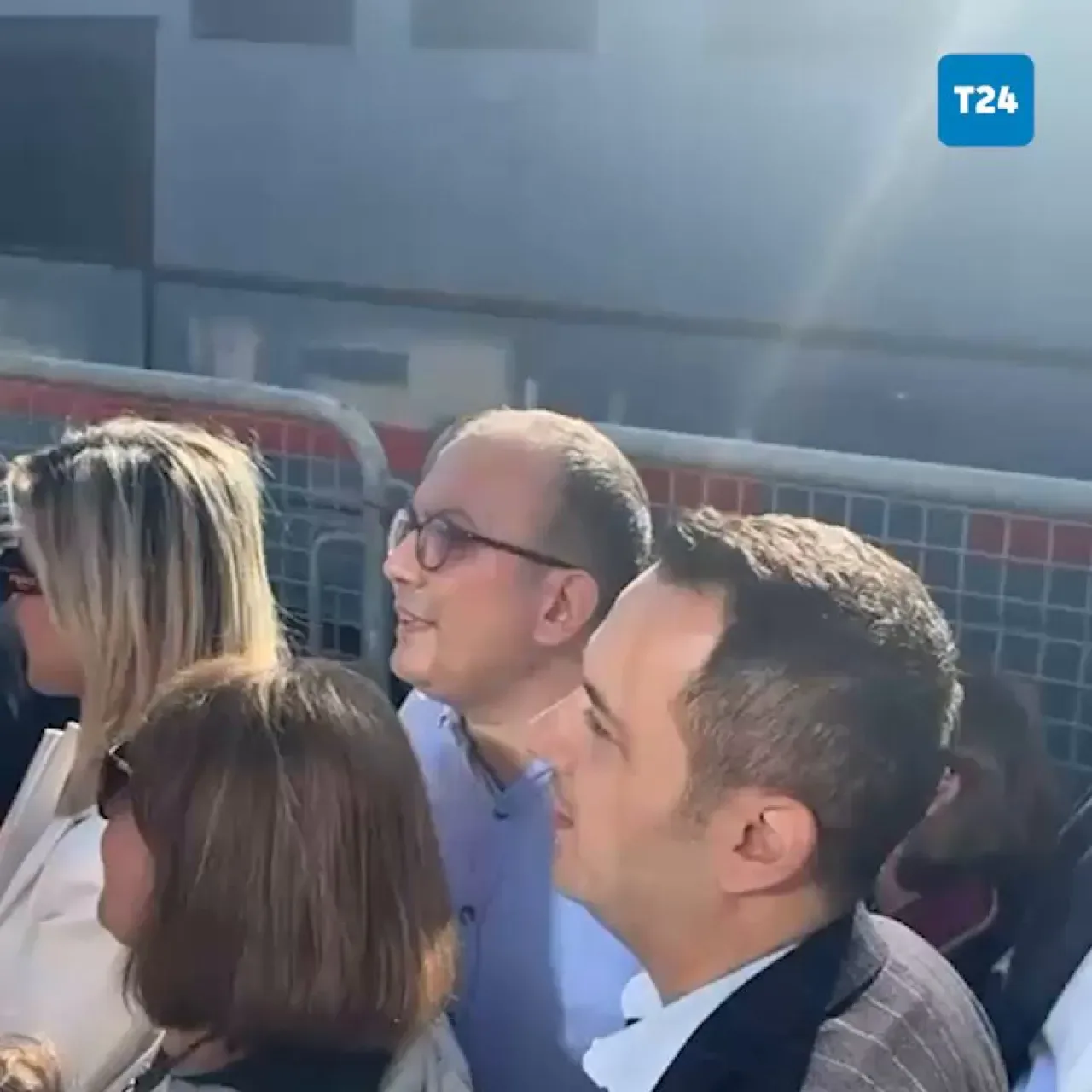 İstanbul Büyükşehir Belediye Başkanı Ekrem İmamoğlu'nun Davasında Avukat Krizi İstanbul Büyükşehir Belediye Başkanı Ekrem İmamoğlu'nun Davasında Avukat Krizi