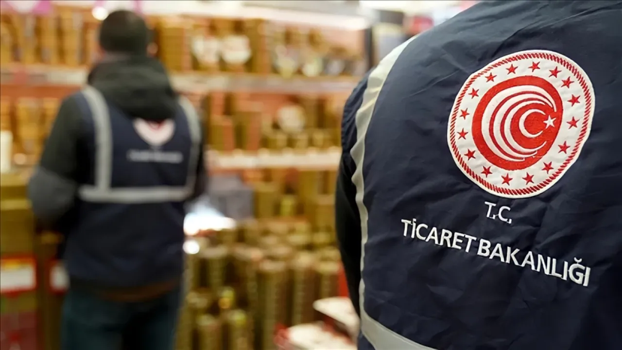 Ticaret Bakanlığı Fiyat Denetimlerinde 2 Milyar Liranın Üzerinde Ceza Kesildi Ticaret Bakanlığı Fiyat Denetimlerinde 2 Milyar Liranın Üzerinde Ceza Kesildi