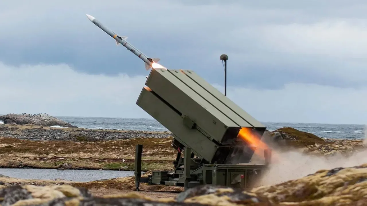 Belçika ve Hollanda, 2,5 Milyar Avroluk NASAMS Hava Savunma Sistemi Anlaşması İmzaladı Belçika ve Hollanda, 2,5 Milyar Avroluk NASAMS Hava Savunma Sistemi Anlaşması İmzaladı