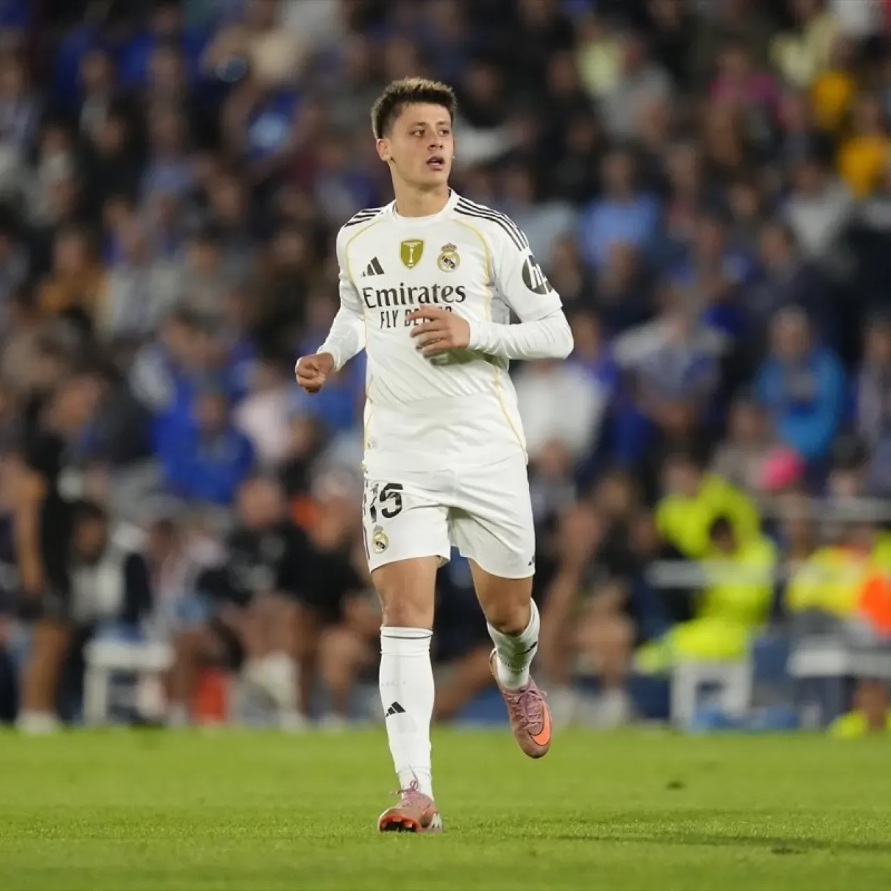 Arda Güler, Real Madrid'in Önemli Maçlarında İlk 11'de Arda Güler, Real Madrid'in Önemli Maçlarında İlk 11'de