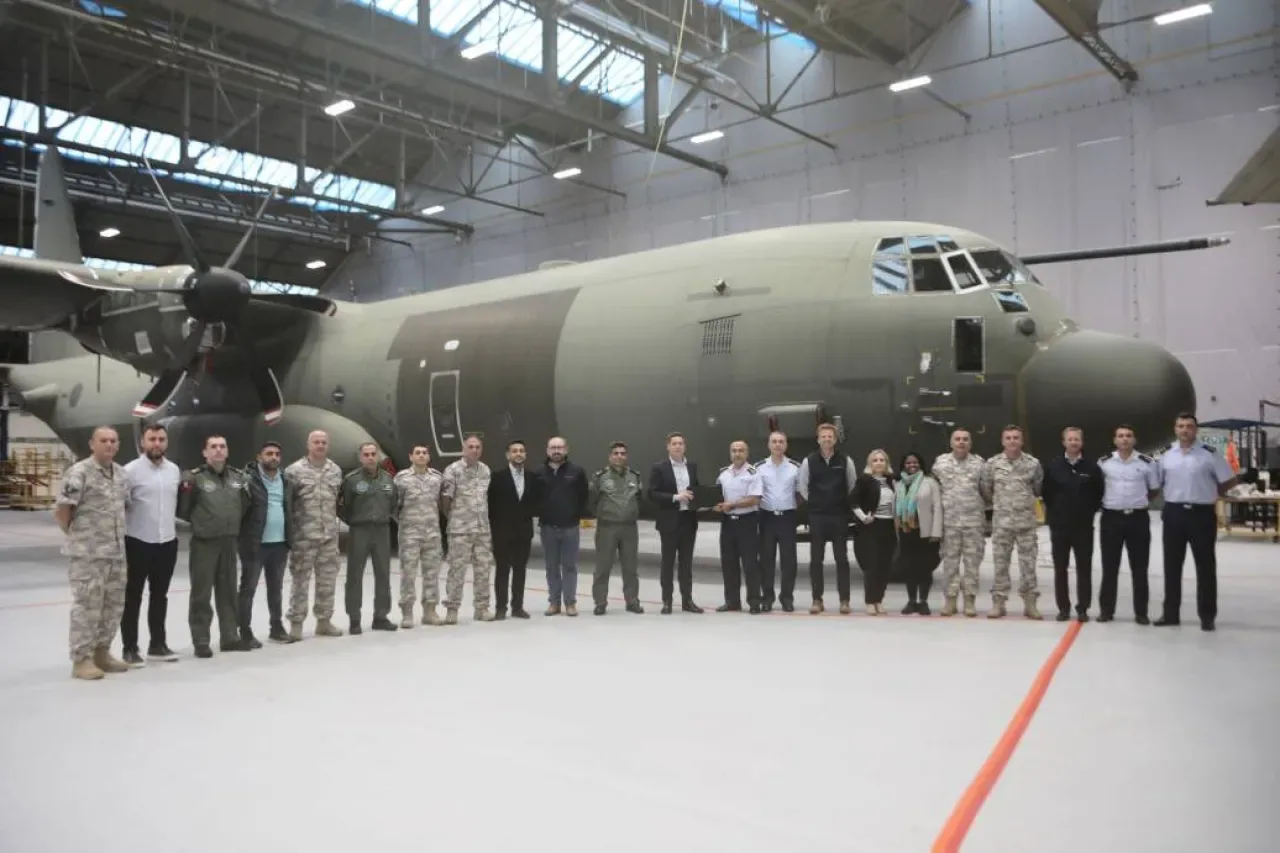 Türkiye ile İngiltere Arasında C-130J Filosu İçin Stratejik Anlaşma Türkiye ile İngiltere Arasında C-130J Filosu İçin Stratejik Anlaşma