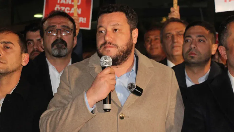 CHP Bolu İl Başkanı Tahsin Mert Karagöz'den 'Görevden Alma' Tepkisi görseli