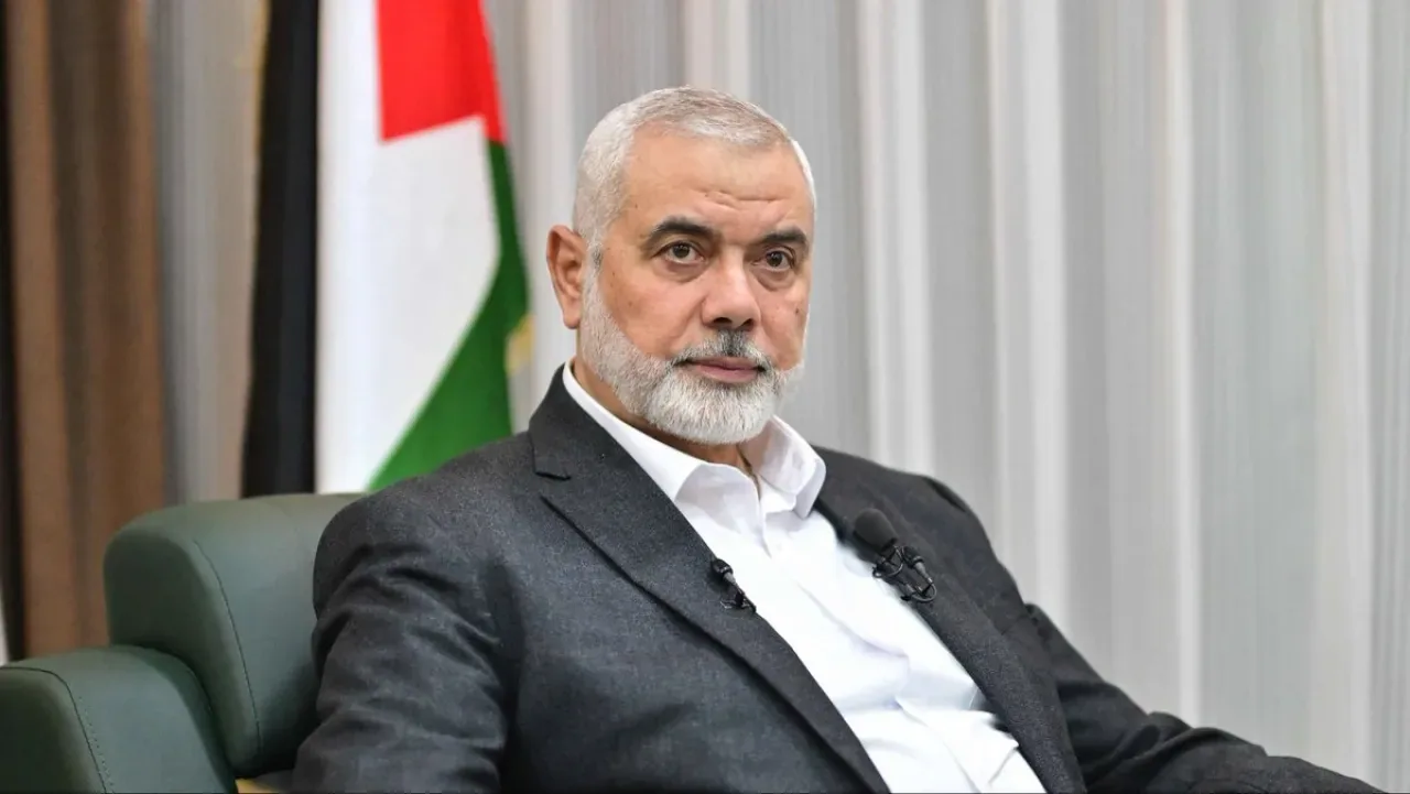 İsrail, Hamas Lideri İsmail Haniye'nin Ailesinin Gazze'den Çıkışına İzin Verdi İsrail, Hamas Lideri İsmail Haniye'nin Ailesinin Gazze'den Çıkışına İzin Verdi