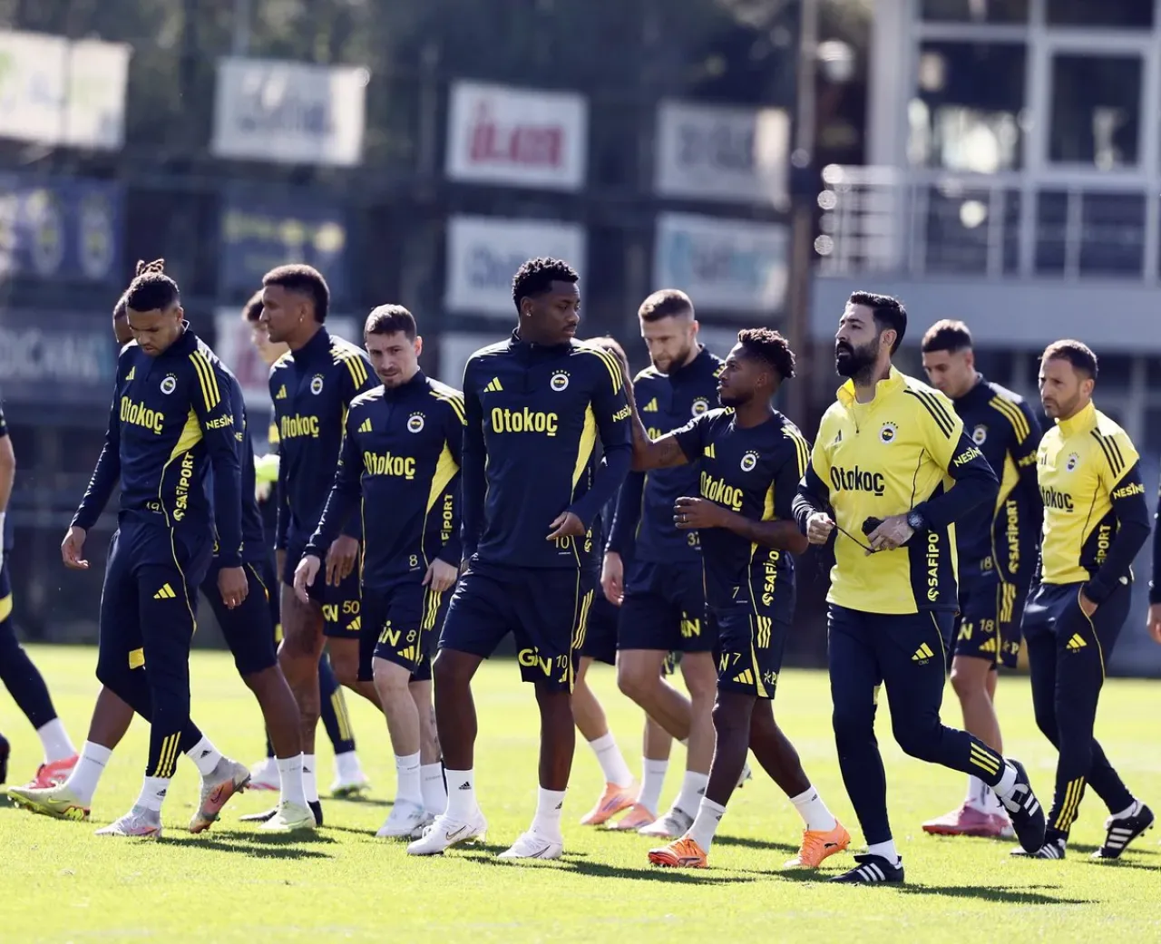 Fenerbahçe, Stuttgart Maçı Hazırlıklarına Başladı Fenerbahçe, Stuttgart Maçı Hazırlıklarına Başladı