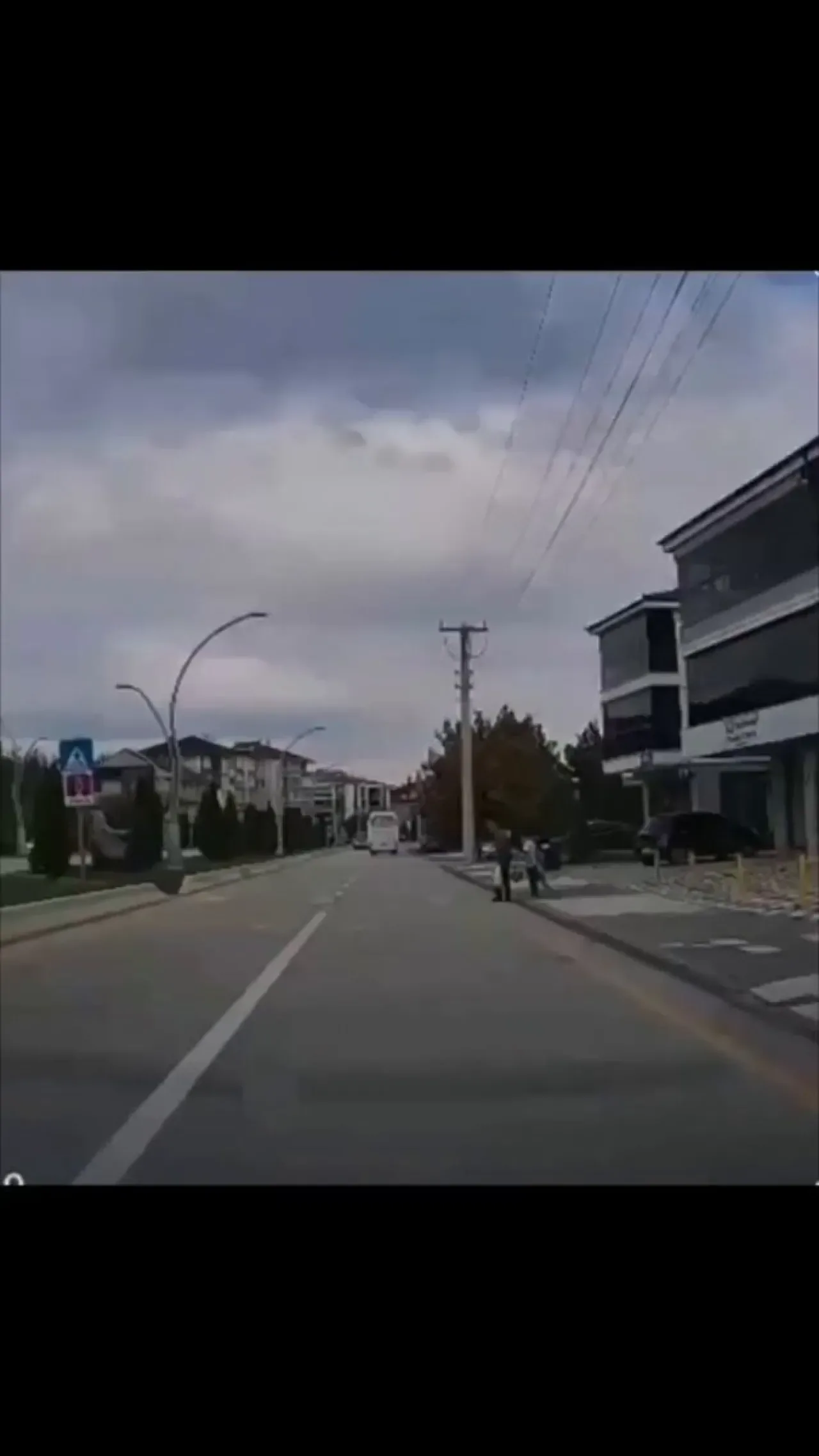 Bolu'da Trafik Kazası: 4 Yaşındaki Çocuk Yaya Geçidinde Arabanın Çarpması Sonucu Yaralandı Bolu'da Trafik Kazası: 4 Yaşındaki Çocuk Yaya Geçidinde Arabanın Çarpması Sonucu Yaralandı