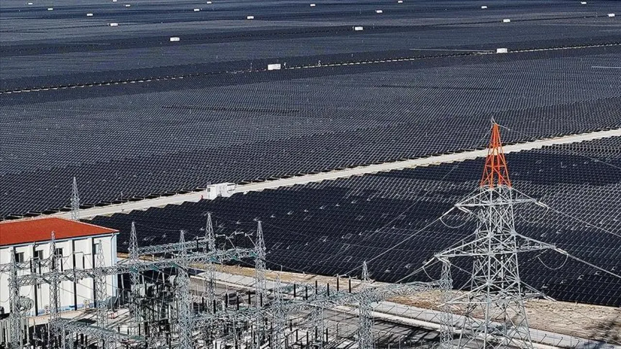 Güneş Enerjisi Türkiye'de Elektrik Üretiminde En Ucuz Kaynak Oldu Güneş Enerjisi Türkiye'de Elektrik Üretiminde En Ucuz Kaynak Oldu