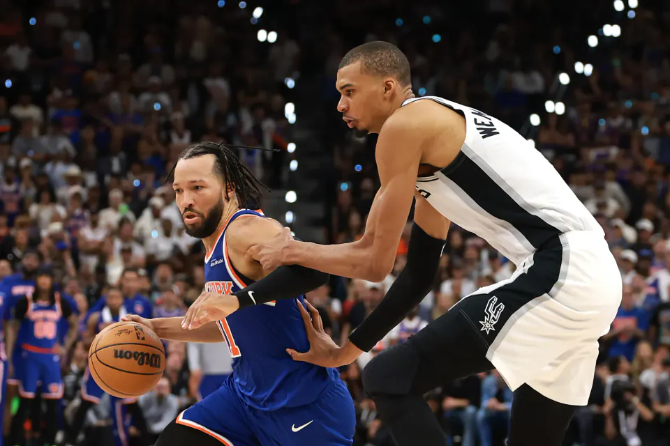 New York Knicks 53 Yıl Sonra Zirvede: NBA'de Tarihi Şampiyonluk! görseli