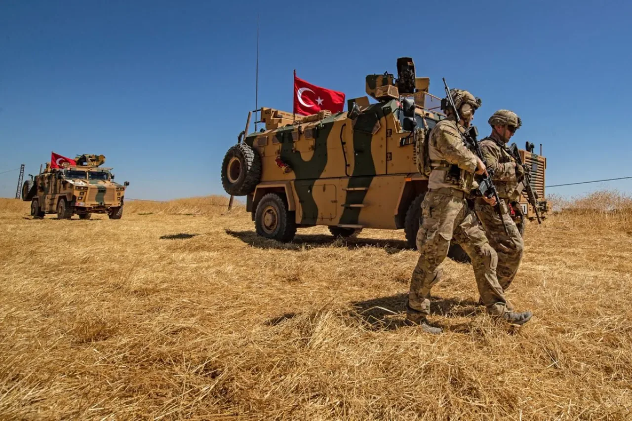 TSK'nın Irak ve Suriye'deki Görev Süresi 3 Yıl Uzatıldı TSK'nın Irak ve Suriye'deki Görev Süresi 3 Yıl Uzatıldı