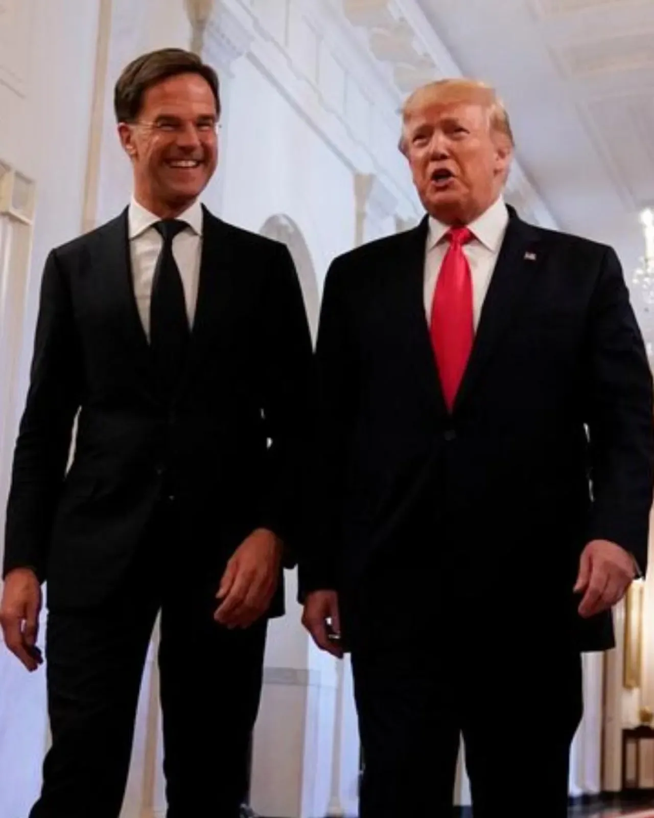Trump ve NATO Genel Sekreteri Rutte Beyaz Saray'da Bir Araya Geliyor Trump ve NATO Genel Sekreteri Rutte Beyaz Saray'da Bir Araya Geliyor