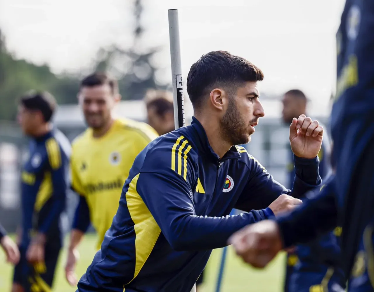 Fenerbahçe, VfB Stuttgart Maçı Hazırlıklarını Tamamladı Fenerbahçe, VfB Stuttgart Maçı Hazırlıklarını Tamamladı