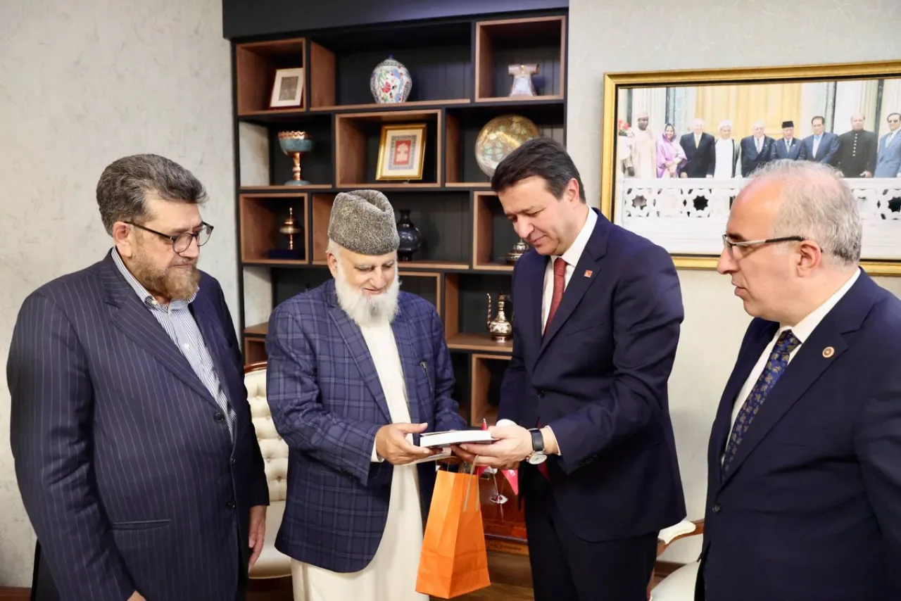 Saadet Partisi Lideri Arıkan, Keşmirli Temsilcileri Kabul Etti Saadet Partisi Lideri Arıkan, Keşmirli Temsilcileri Kabul Etti