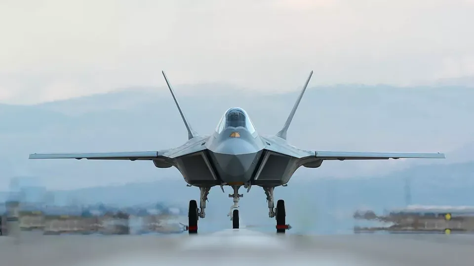 Rusya'nın 5. Nesil Hayalet Uçağı Su-57 Seri Üretim ve İhracat Aşamasında görseli