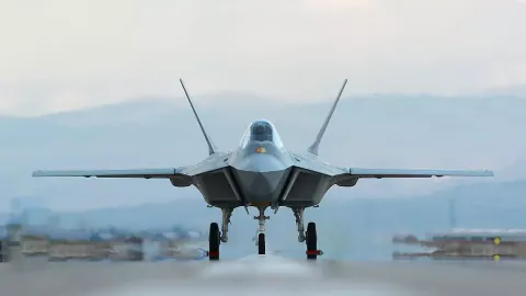 Rusya'nın 5. Nesil Hayalet Uçağı Su-57 Seri Üretim ve İhracat Aşamasında