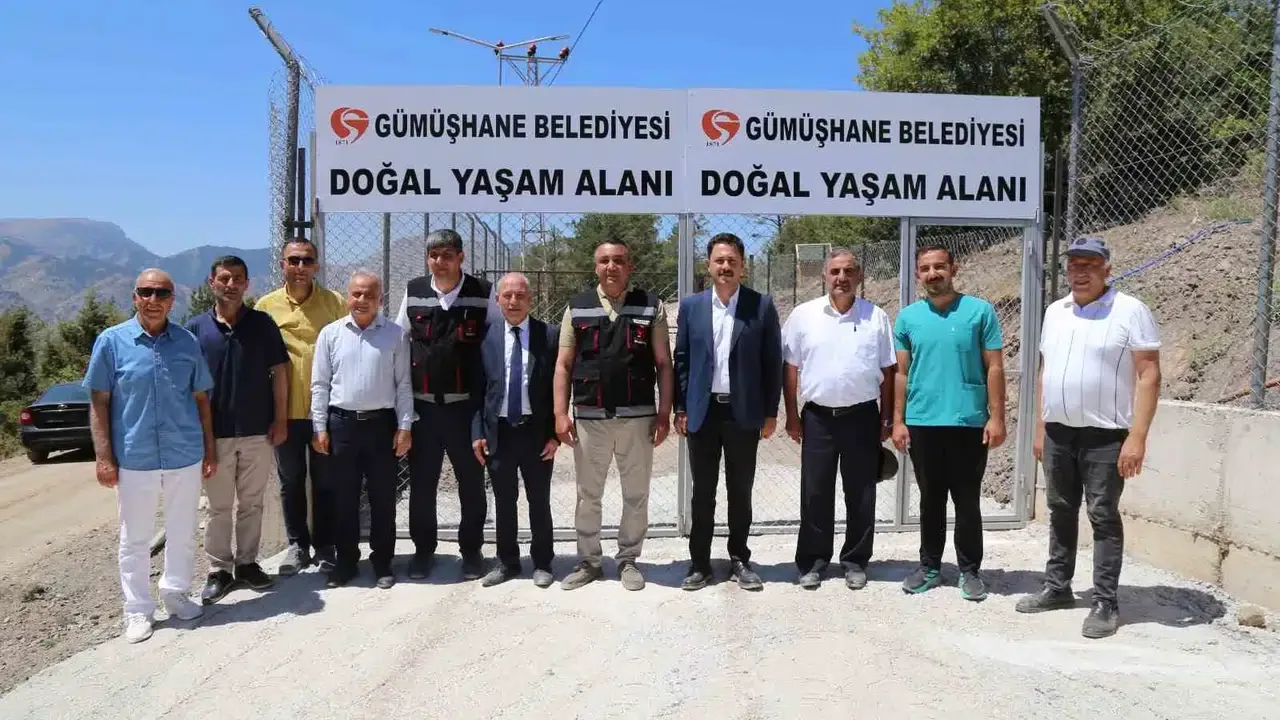 Gümüşhane'de Sahipsiz Hayvanlar İçin Dev Doğal Yaşam Alanı Açıldı Gümüşhane'de Sahipsiz Hayvanlar İçin Dev Doğal Yaşam Alanı Açıldı