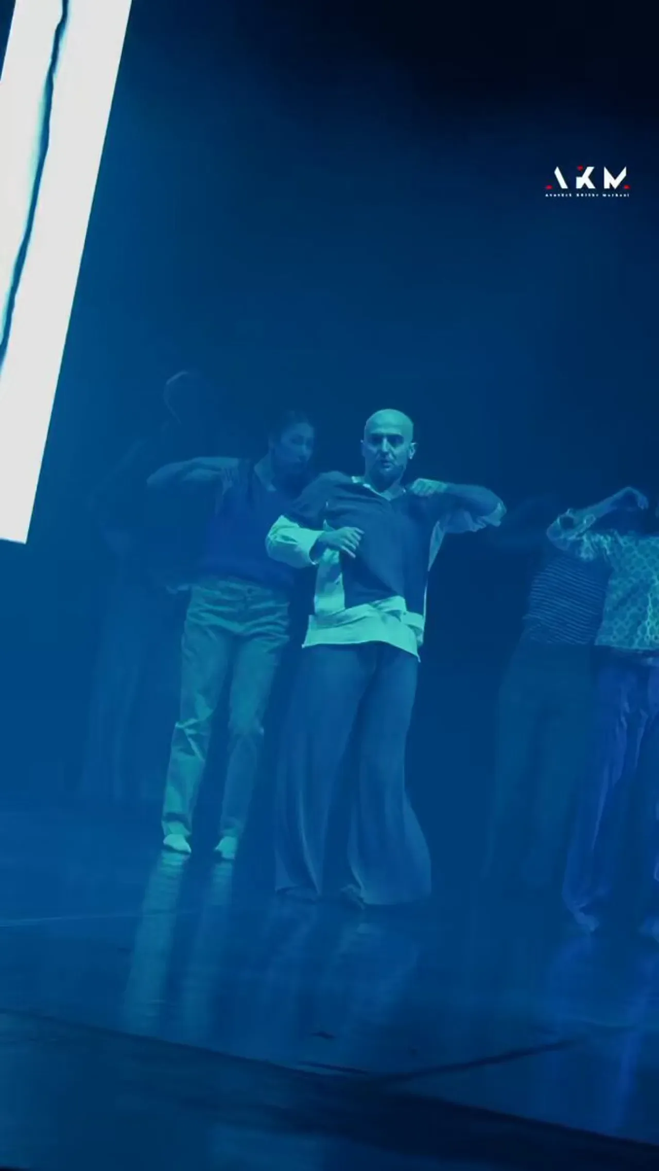 İstanbul Devlet Opera ve Balesi Modern Dans Topluluğu, "Deliriyum" Gösterisi ile AKM Sahnesinde İstanbul Devlet Opera ve Balesi Modern Dans Topluluğu, "Deliriyum" Gösterisi ile AKM Sahnesinde