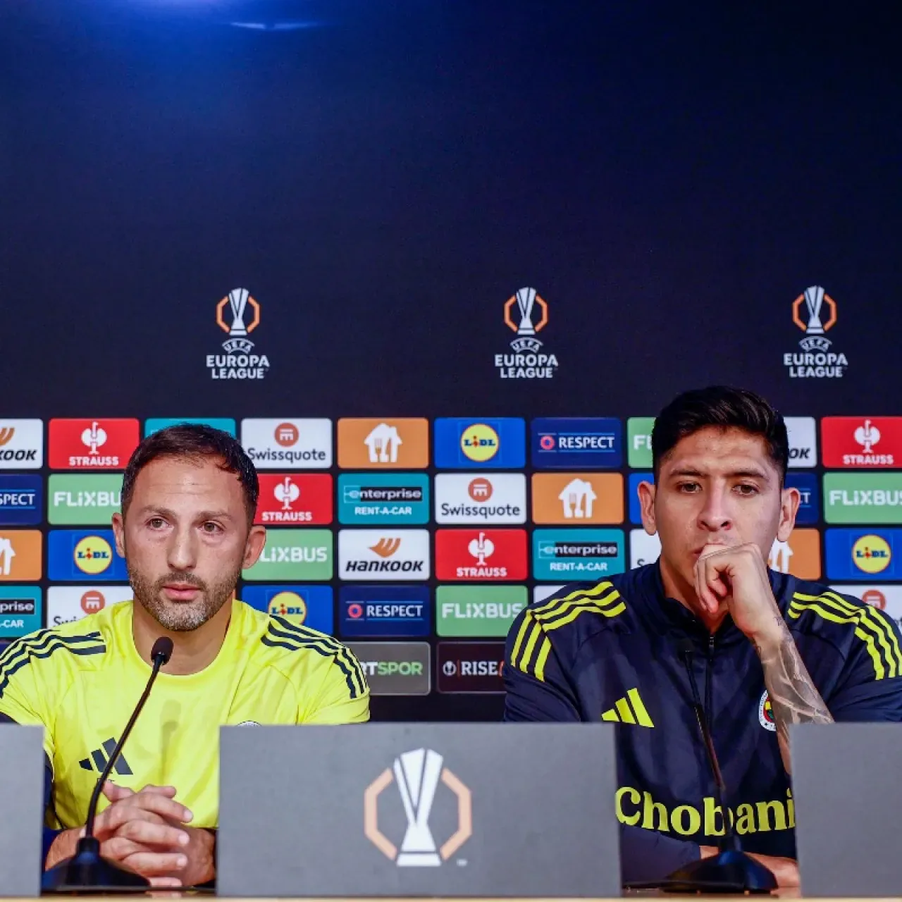 Fenerbahçe, Stuttgart Maçı Öncesi Basın Toplantısı Düzenledi Fenerbahçe, Stuttgart Maçı Öncesi Basın Toplantısı Düzenledi