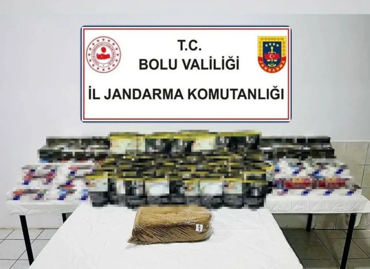 Bolu'da Jandarma Operasyonu: 35 Bin Kaçak Makaron Ele Geçirildi Bolu'da Jandarma Operasyonu: 35 Bin Kaçak Makaron Ele Geçirildi