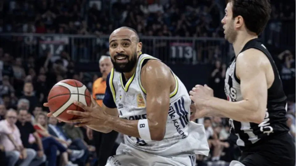 Fenerbahçe Tarfin - Beşiktaş Finali: Maç Saati, Yayın Kanalları ve Kadro Detayları görseli