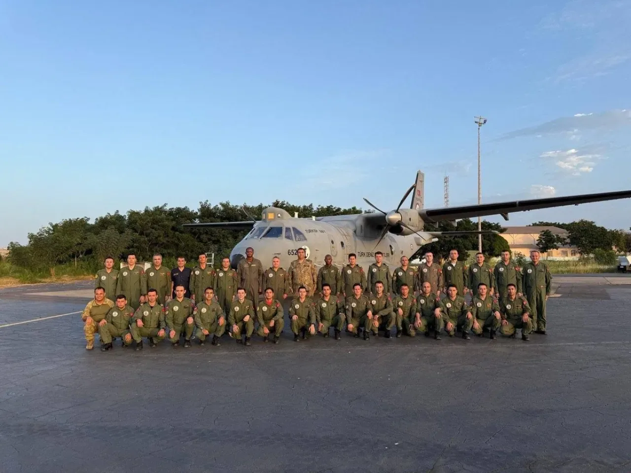 Senegal'de Görev Yapan P-235 Deniz Karakol Uçağı İlk Uçuşunu Gerçekleştirdi Senegal'de Görev Yapan P-235 Deniz Karakol Uçağı İlk Uçuşunu Gerçekleştirdi