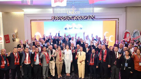MHP Çukurova İlçe Kongresi'nde Çetin Yüksel Güven Tazeledi