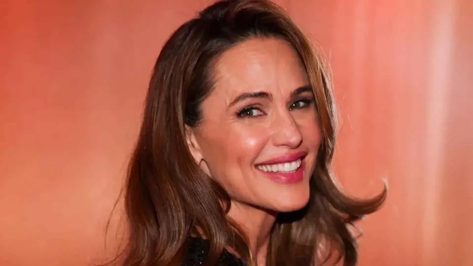 Jennifer Garner'ın Gür Saçlarının Sırrı: Her Gece Uyguladığı Bakım Yöntemi görseli