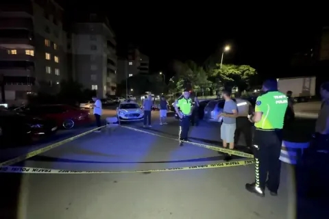 Bursa Yıldırım'da Kafe Önünde Silahlı Saldırı: 1 Yaralı