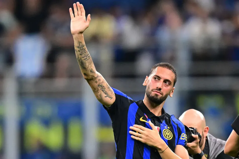 Inter, Napoli'ya 2-0 geriden gelip 3-2 kazandı: Serie A'da 3'te 3 görseli