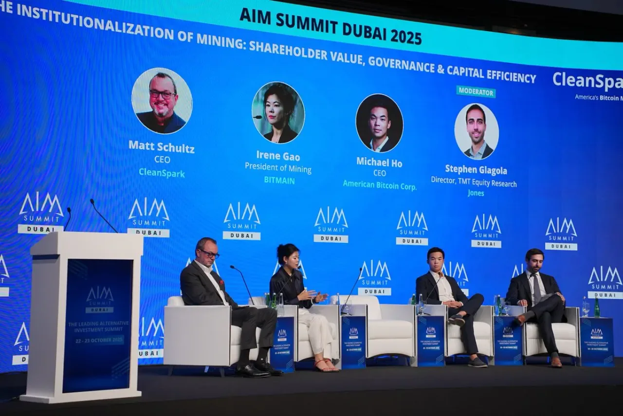 BITMAIN, Dubai'deki AIMSummit'te Sürdürülebilir Madenciliğin Geleceğini Masaya Yatırdı BITMAIN, Dubai'deki AIMSummit'te Sürdürülebilir Madenciliğin Geleceğini Masaya Yatırdı