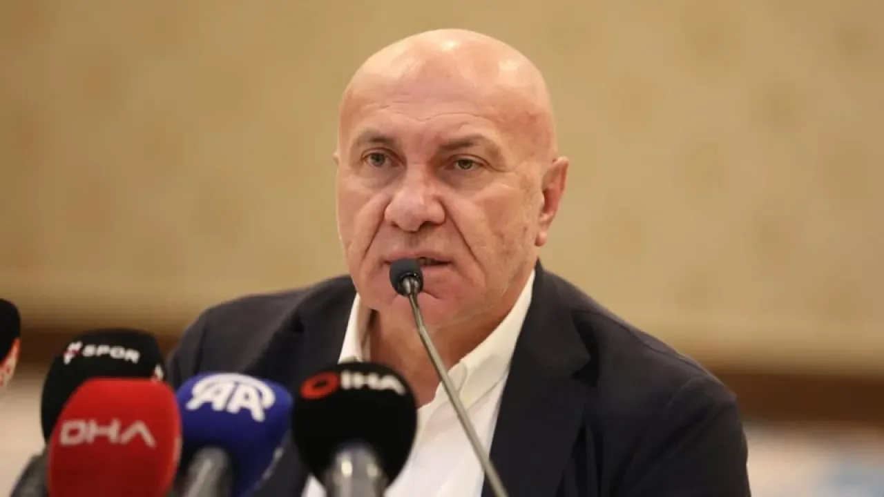 Samsunspor Avrupa'da Tarihi Bir Varlık Gösteriyor: "Bizim Burada Ne İşimiz Var Diyenlere Kapak Olsun" Samsunspor Avrupa'da Tarihi Bir Varlık Gösteriyor: "Bizim Burada Ne İşimiz Var Diyenlere Kapak Olsun"