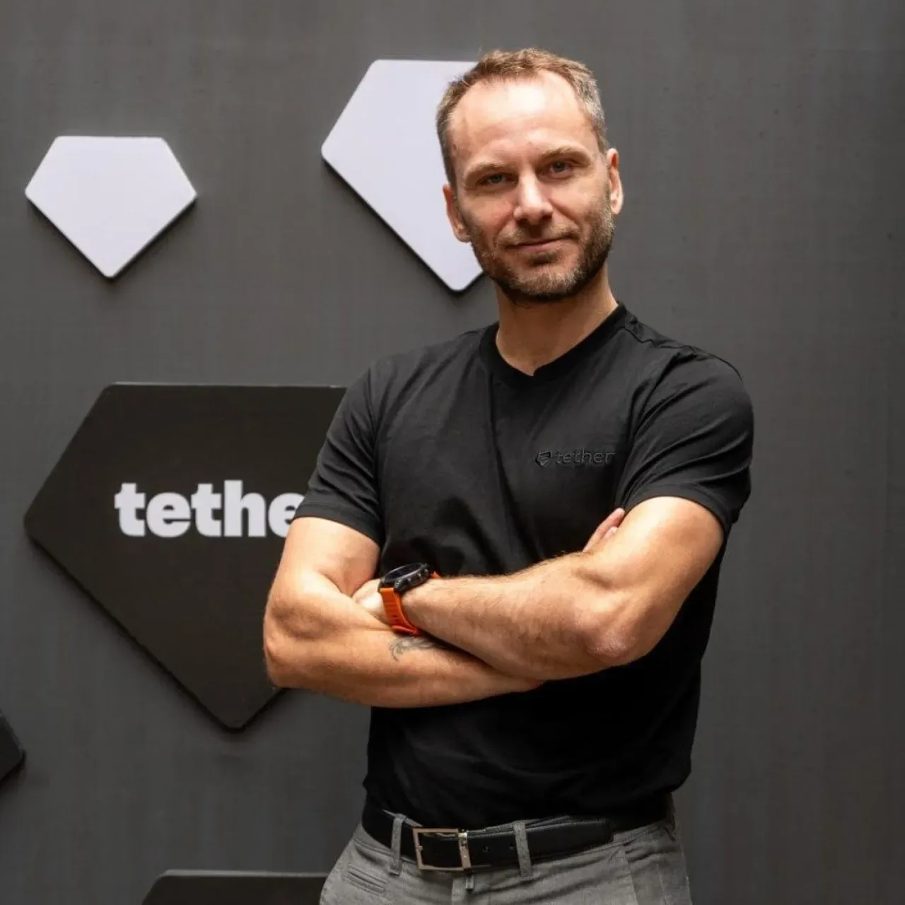 Tether, 2025 Yılında 15 Milyar Dolar Kar Bekliyor ve 20 Milyar Dolarlık Yatırım Turunu Değerlendiriyor Tether, 2025 Yılında 15 Milyar Dolar Kar Bekliyor ve 20 Milyar Dolarlık Yatırım Turunu Değerlendiriyor