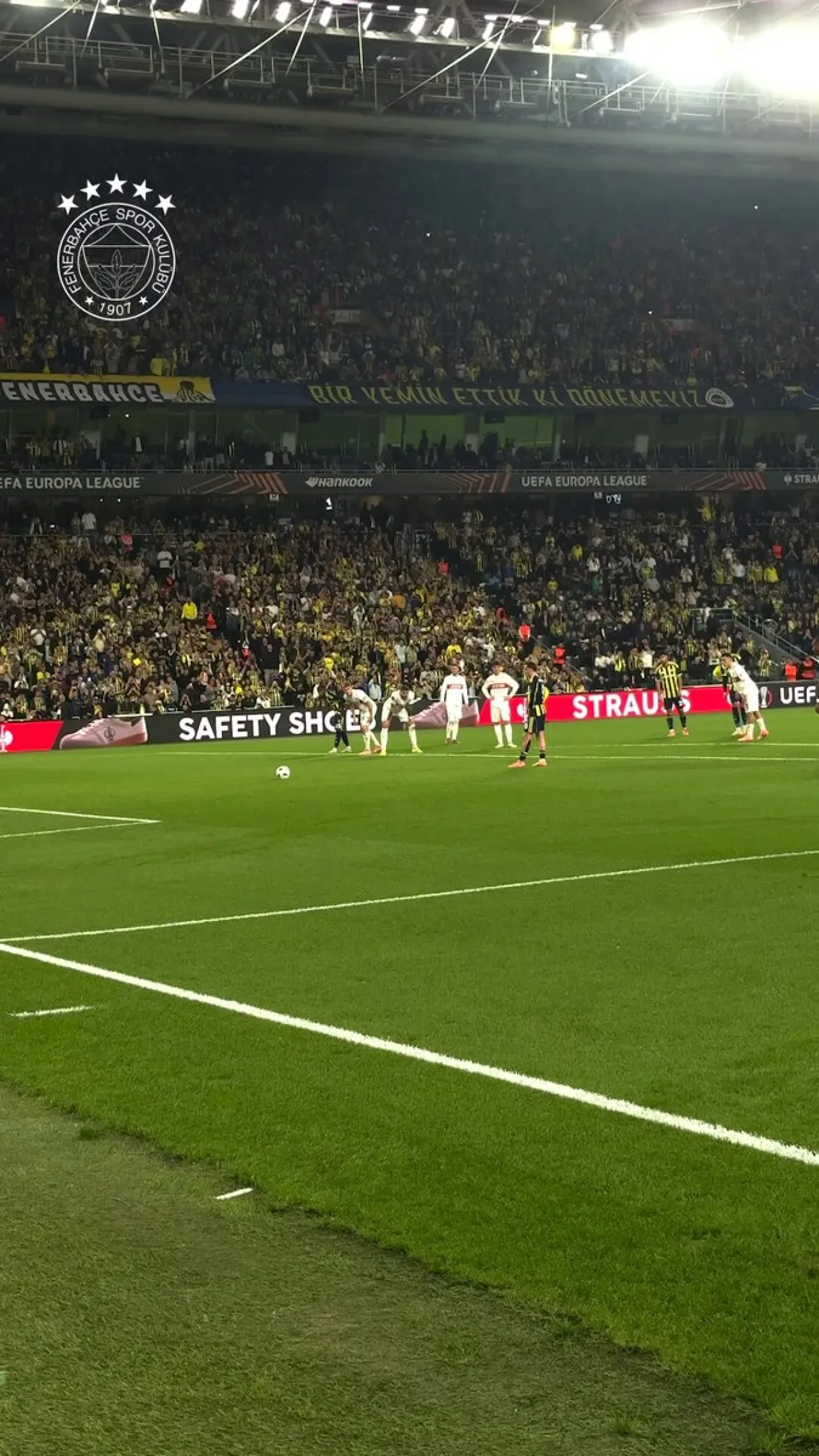 Fenerbahçe, Kerem Aktürkoğlu Transferi İçin Potter'ı Görevlendirdi Fenerbahçe, Kerem Aktürkoğlu Transferi İçin Potter'ı Görevlendirdi