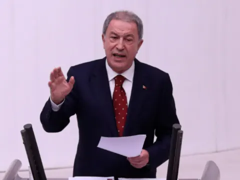Hulusi Akar'ın Askeri ve Siyasi Mirası: Genelkurmay'dan Bakanlığa