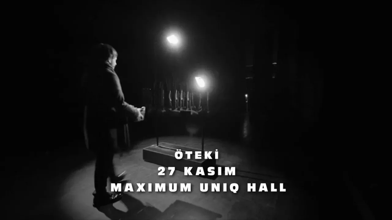 Maximum Uniq Hall'da "Öteki" ile Yüzleşme: 27 Kasım'da Gizemli Bir Deneyim Maximum Uniq Hall'da "Öteki" ile Yüzleşme: 27 Kasım'da Gizemli Bir Deneyim