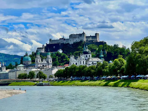 Salzburg'da Turist Trafiğine Sıkı Denetim: Şehir Merkezine Girişler Kısıtlanıyor