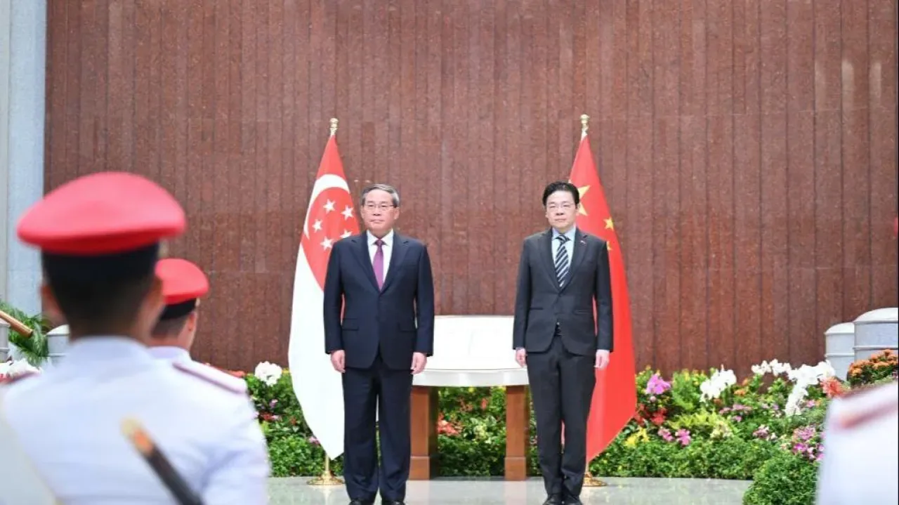 Çin ve Singapur, Adil ve Eşit Dünya Düzeni İçin İş Birliğini Güçlendiriyor Çin ve Singapur, Adil ve Eşit Dünya Düzeni İçin İş Birliğini Güçlendiriyor