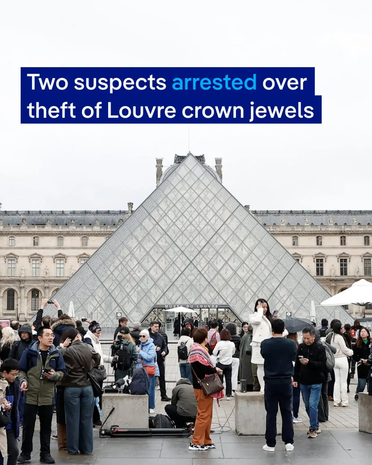 Louvre Müzesi'ndeki Taç Giyme Mücevherleri Hırsızlığıyla İlgili İki Şüpheli Yakalandı Louvre Müzesi'ndeki Taç Giyme Mücevherleri Hırsızlığıyla İlgili İki Şüpheli Yakalandı