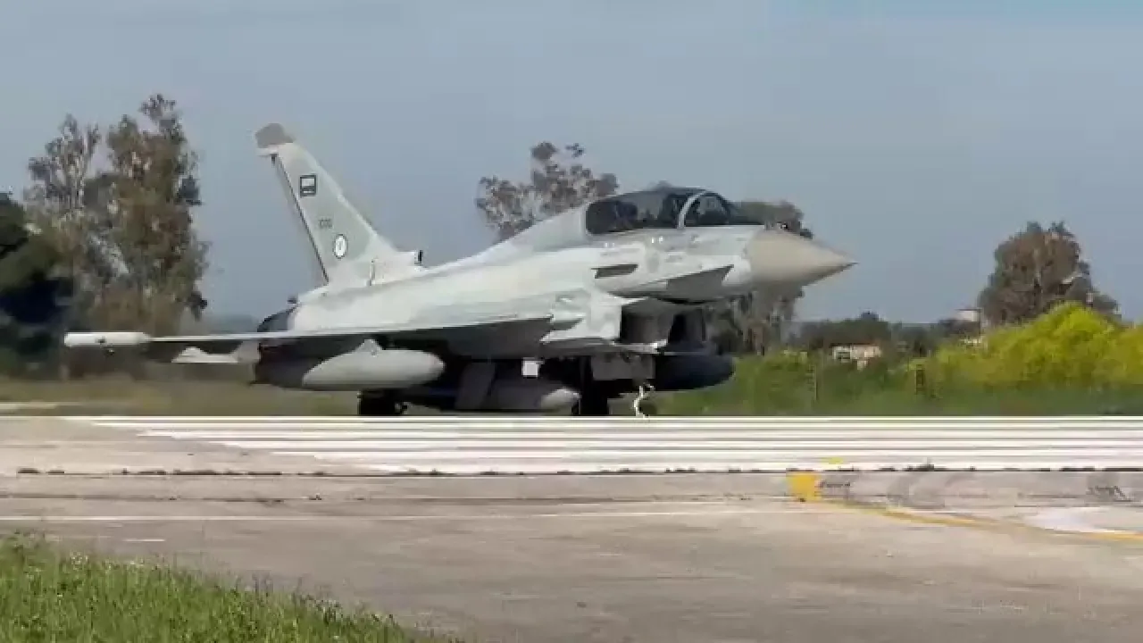 İngiltere Başbakanı Starmer Türkiye'ye Geliyor: Eurofighter Gündemde İngiltere Başbakanı Starmer Türkiye'ye Geliyor: Eurofighter Gündemde