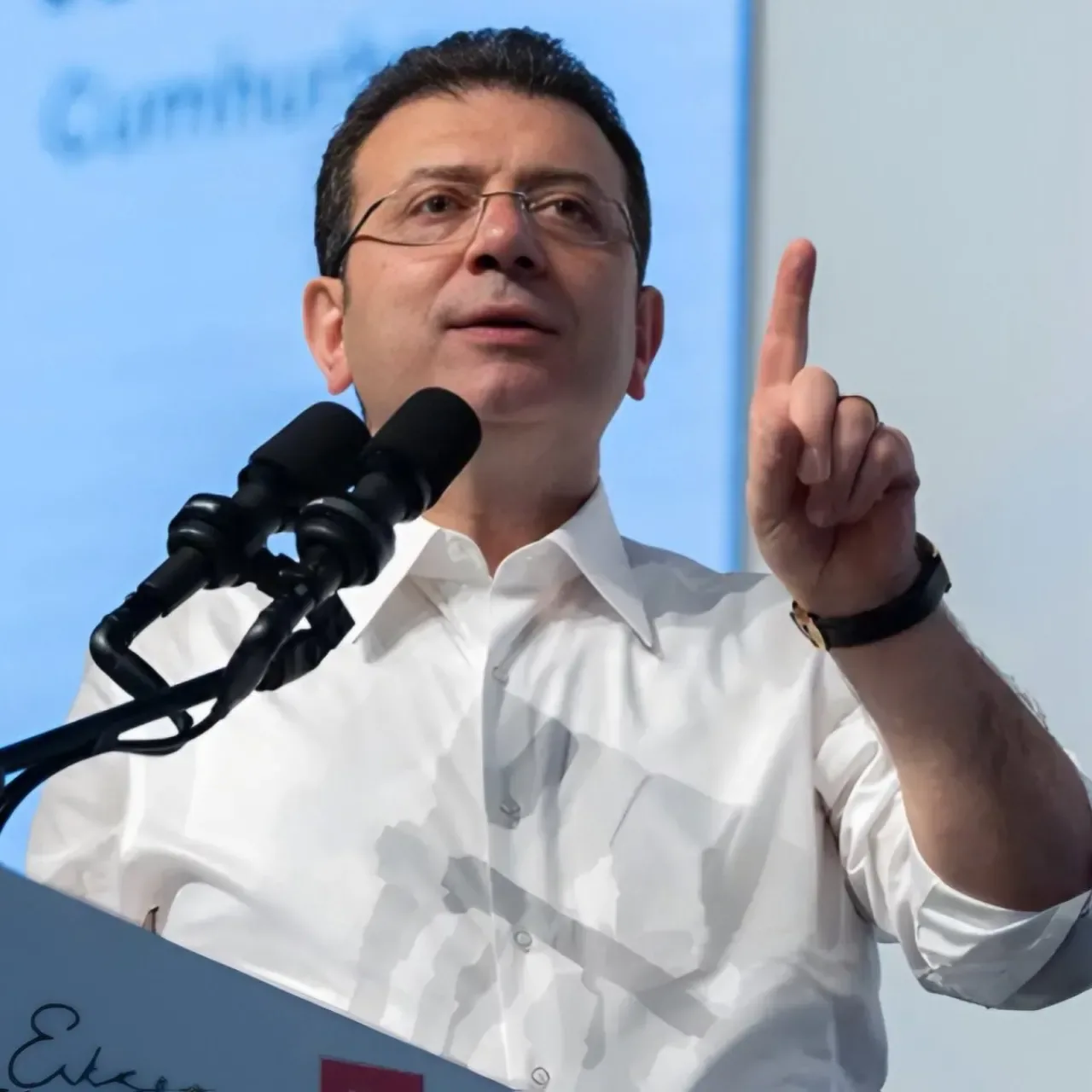 İmamoğlu'ndan 'Casusluk' İddialarına Sert Tepki: "Vatan Hainliğiyle Eşdeğer" İmamoğlu'ndan 'Casusluk' İddialarına Sert Tepki: "Vatan Hainliğiyle Eşdeğer"