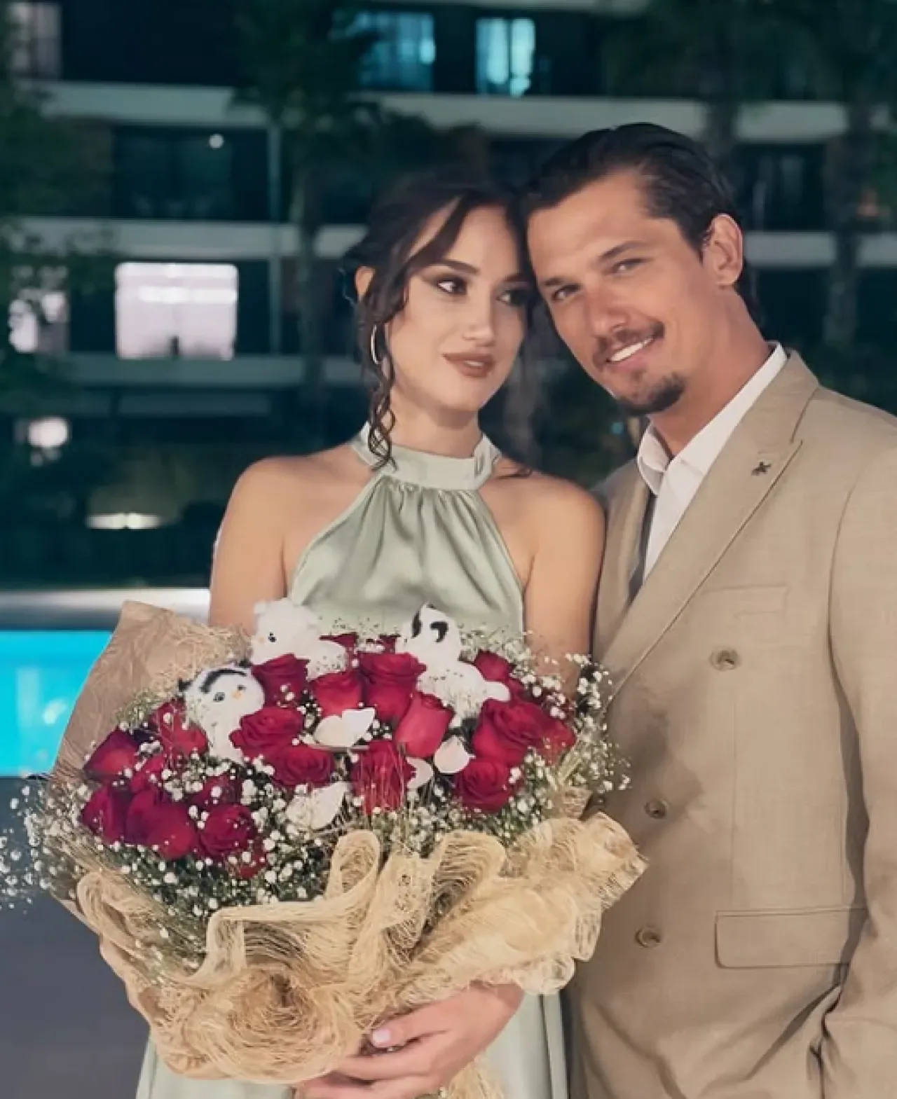 Boğaç Aksoy Zorlu Kanser Mücadelesini Geride Bıraktı, Nişanlandı Boğaç Aksoy Zorlu Kanser Mücadelesini Geride Bıraktı, Nişanlandı