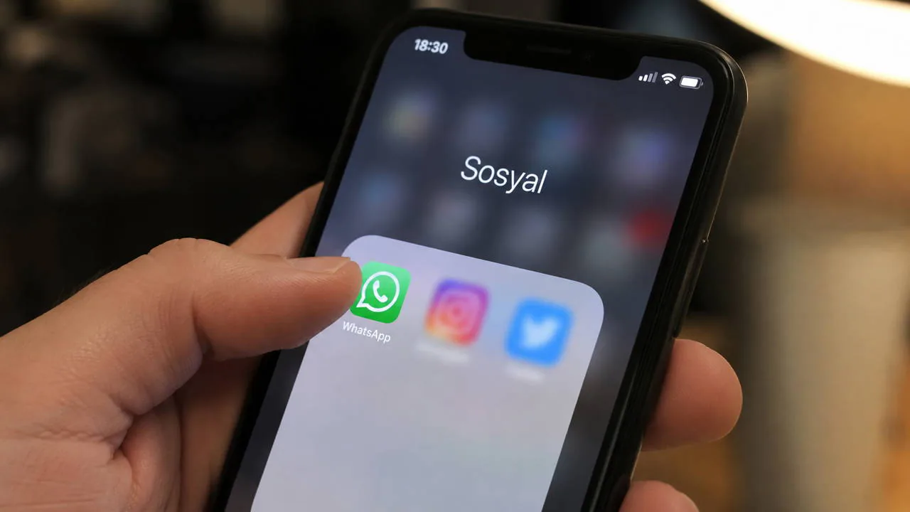 iPhone'lara WhatsApp'tan Çoklu Hesap Desteği: İki Numara Tek Uygulamada iPhone'lara WhatsApp'tan Çoklu Hesap Desteği: İki Numara Tek Uygulamada