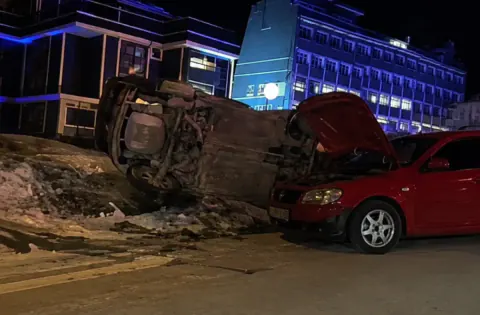 Yalova Çınarcık'ta Otomobil Takla Attı: Yaralılar Hastaneye Kaldırıldı