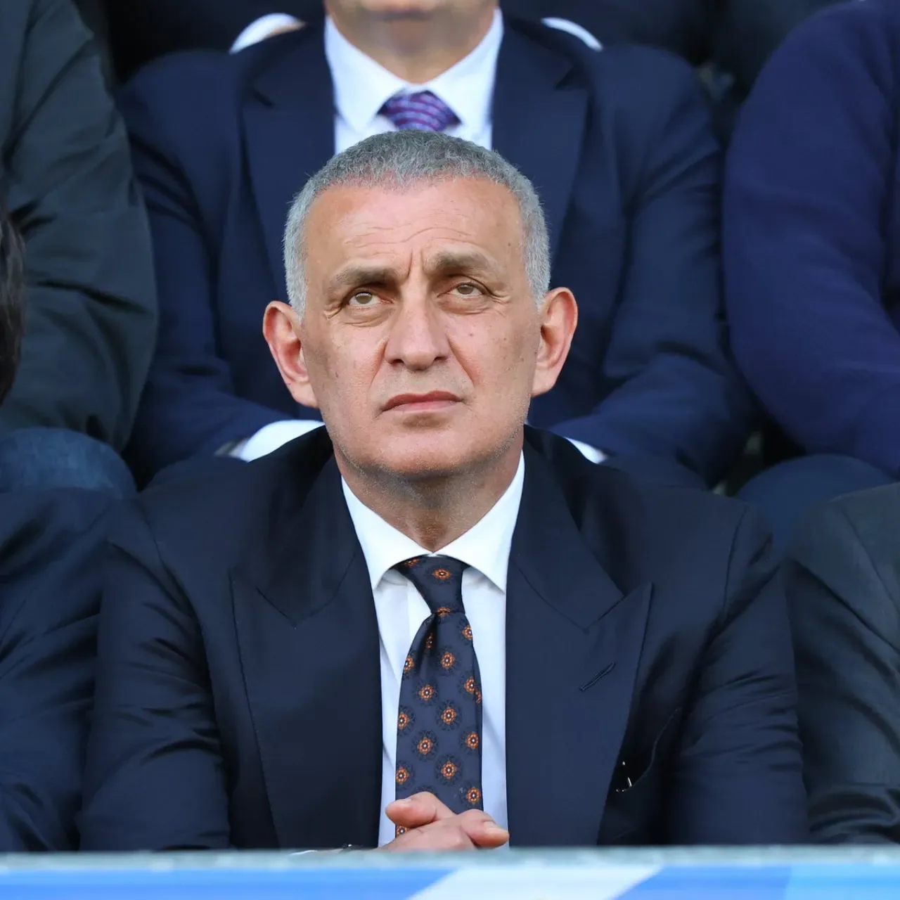 TFF Başkanı İbrahim Hacıosmanoğlu'ndan Kulüplere "Kendi Kapılarının Önünü Temizleme" Çağrısı TFF Başkanı İbrahim Hacıosmanoğlu'ndan Kulüplere "Kendi Kapılarının Önünü Temizleme" Çağrısı