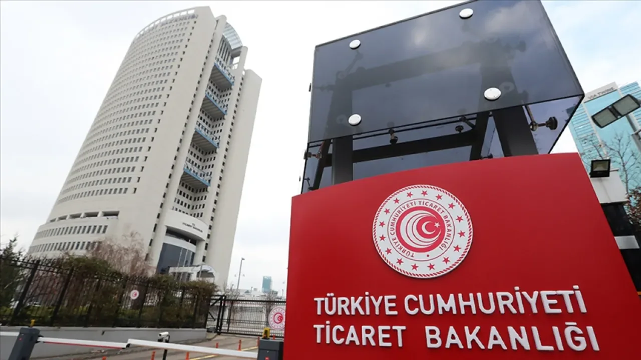 İkinci El Araç Ticaretinde Kayıt Dışına 174 Milyon Lira Ceza İkinci El Araç Ticaretinde Kayıt Dışına 174 Milyon Lira Ceza