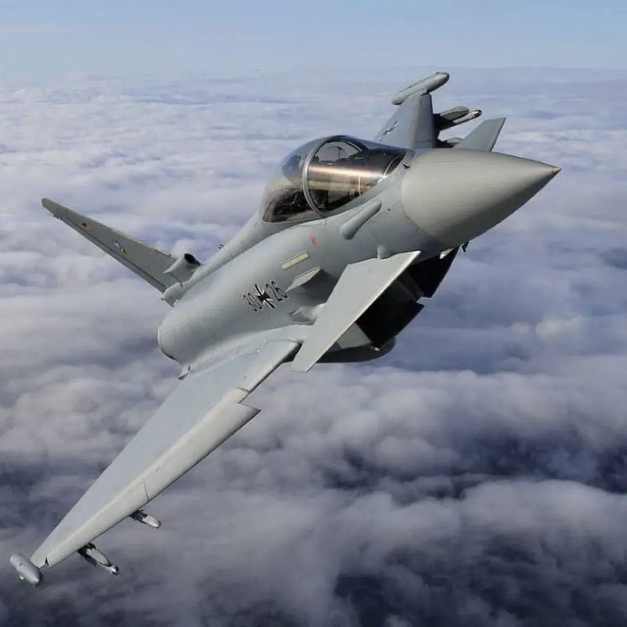 İngiltere'den Alınan 20 Eurofighter Savaş Uçağına 10.7 Milyar Dolarlık Yatırım İngiltere'den Alınan 20 Eurofighter Savaş Uçağına 10.7 Milyar Dolarlık Yatırım