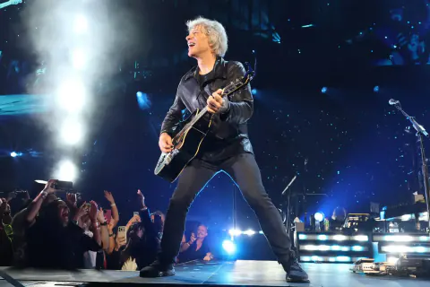 Bon Jovi Konserini Yarıda Kesti: Hayranlarına 'Biletlerinizi Saklayın' Çağrısı